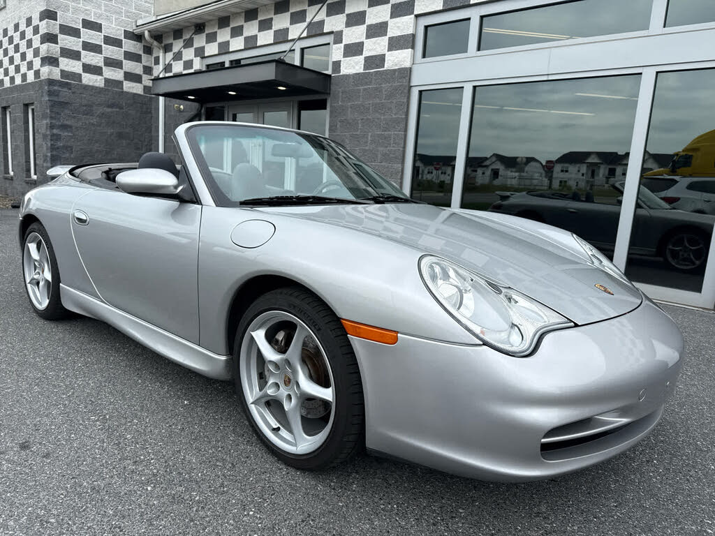 2003 Porsche 911 Carrera 4