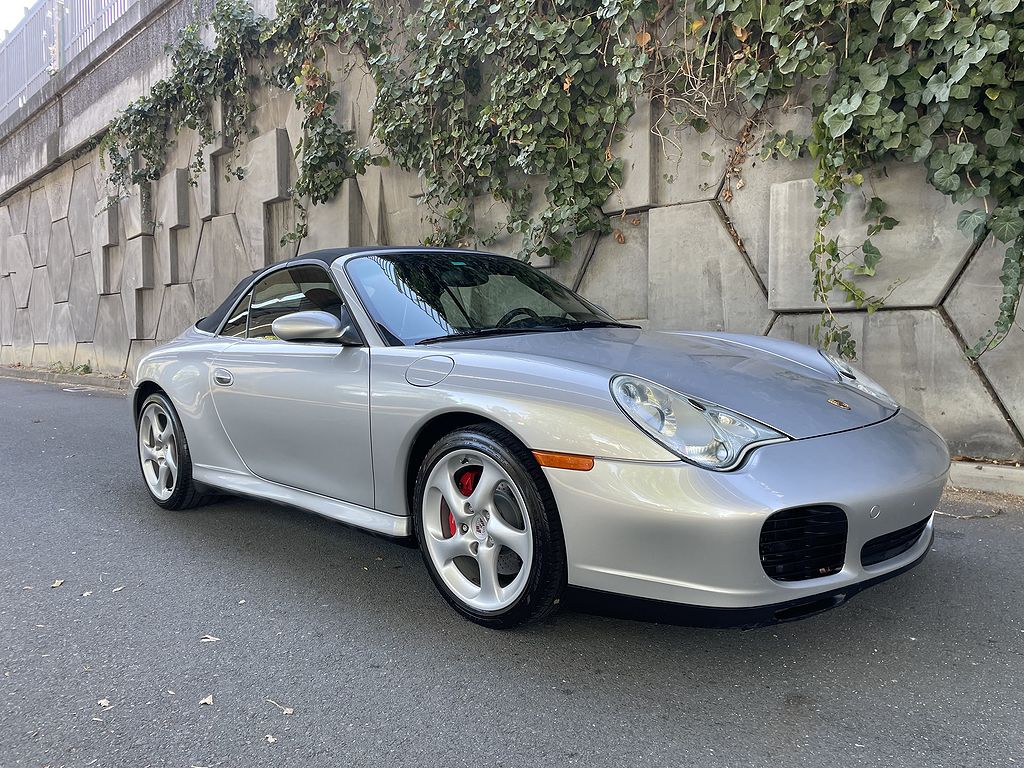 2004 Porsche 911 Carrera