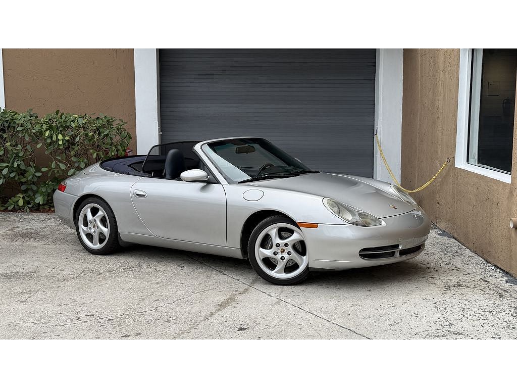 2000 Porsche 911 Carrera