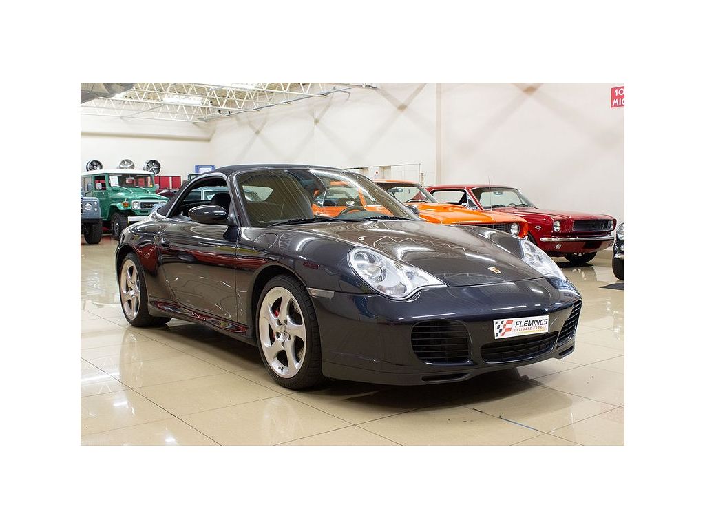 2004 Porsche 911 Carrera 4