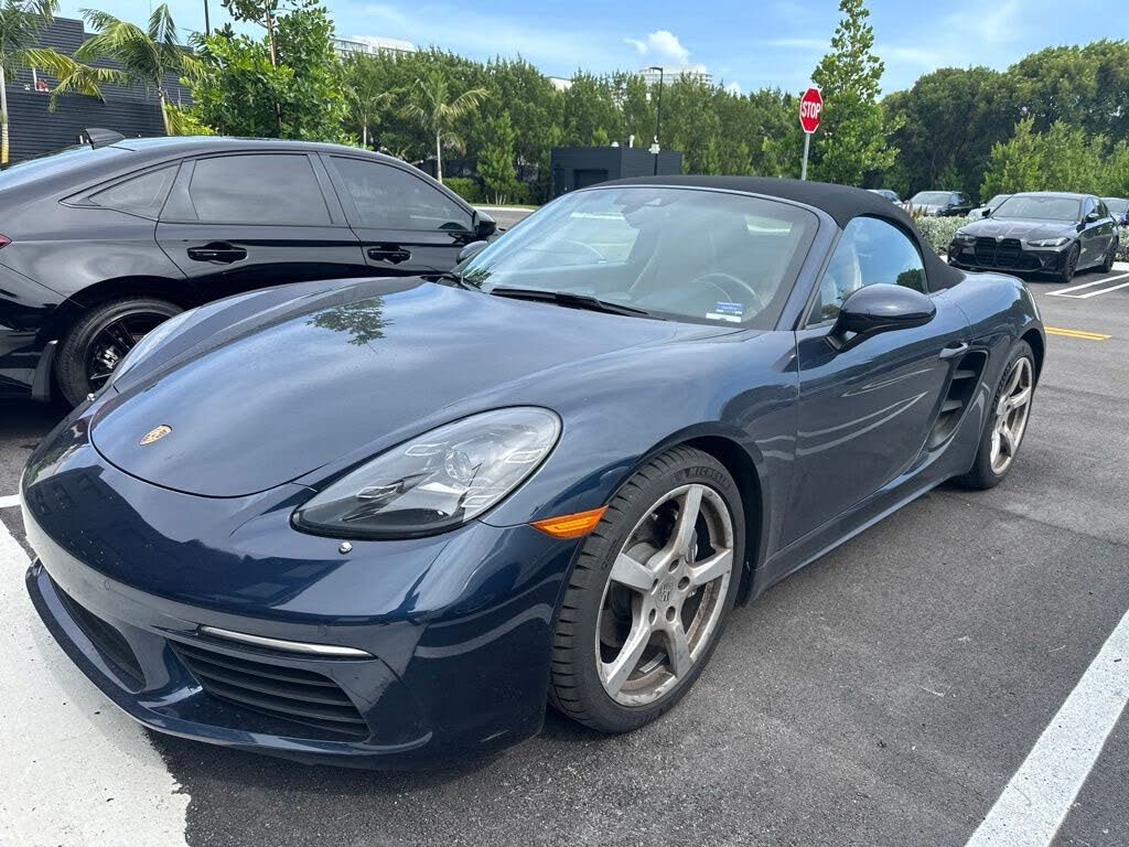 2021 Porsche 718 Boxster