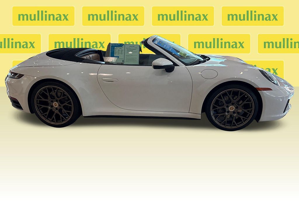 2020 Porsche 911 Carrera 4