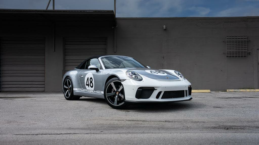 2018 Porsche 911 Carrera 4