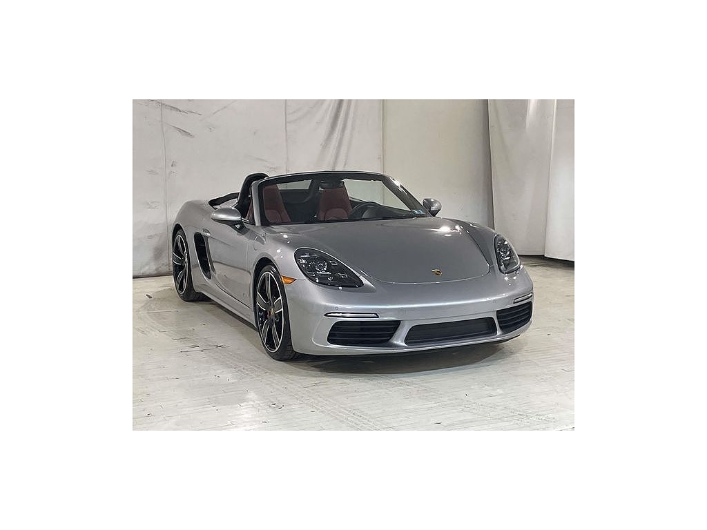 2025 Porsche 718 Boxster S
