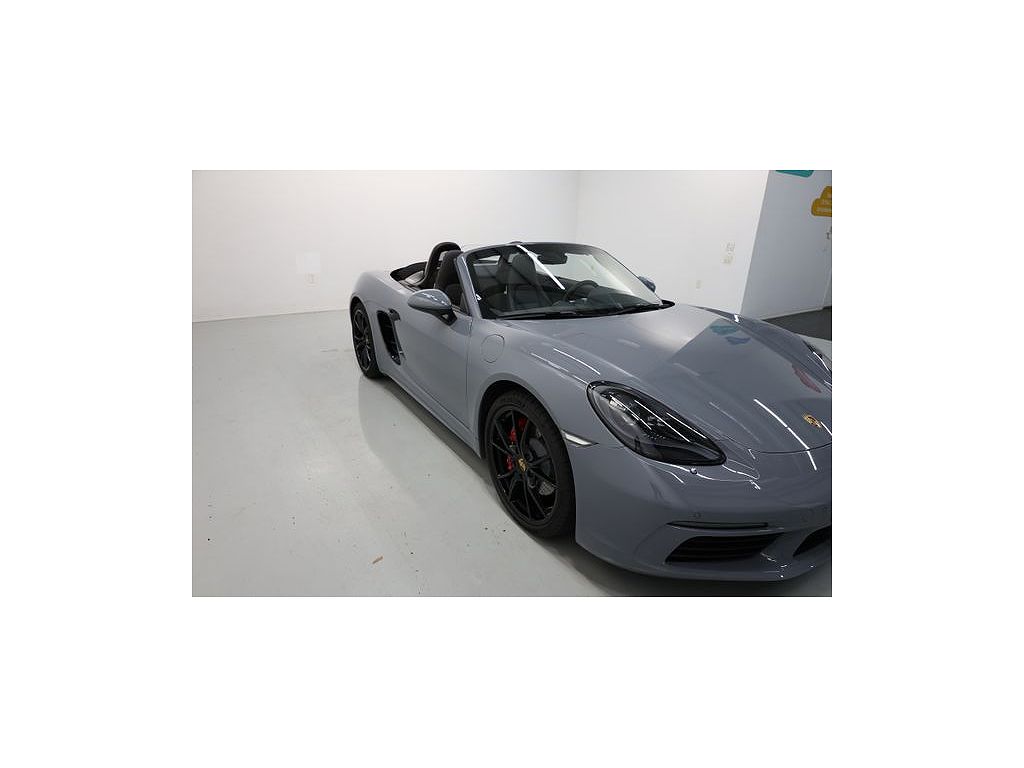 2024 Porsche 718 Boxster S