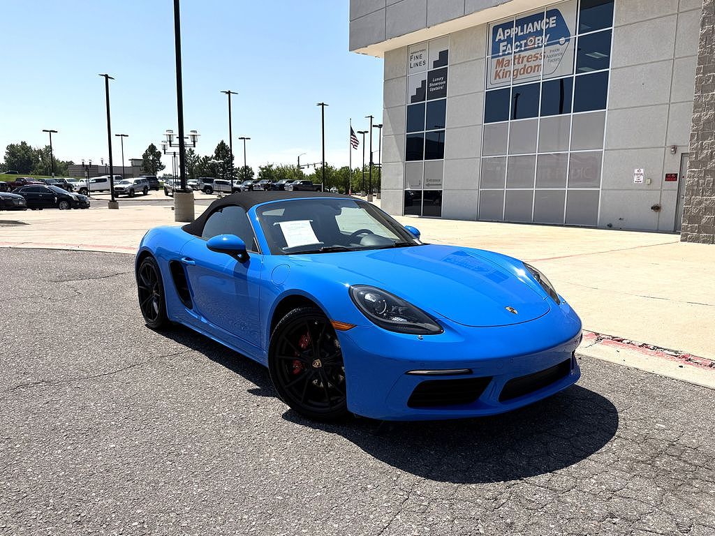 2023 Porsche 718 Boxster S