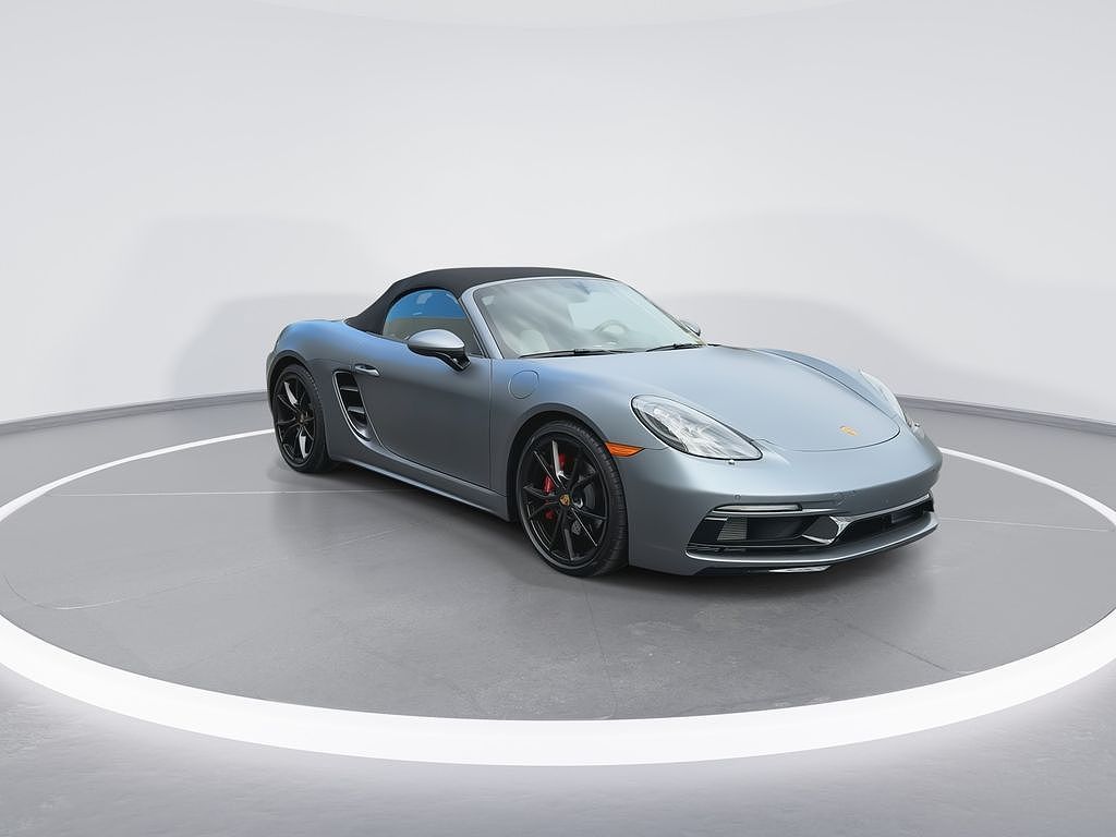 2025 Porsche 718 Boxster S