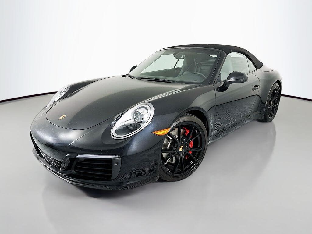 2018 Porsche 911 Carrera 4 GTS