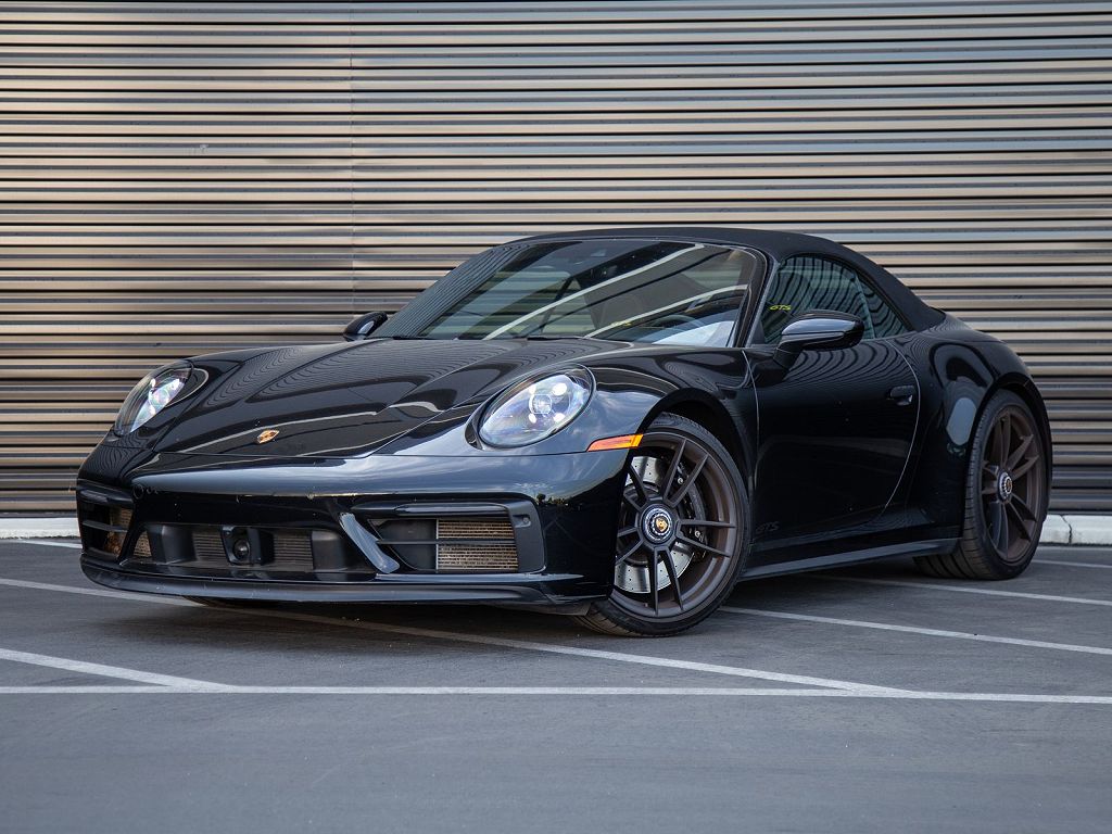 2023 Porsche 911 Carrera GTS