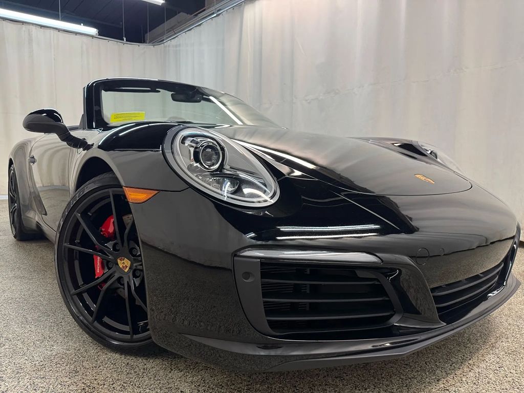 2019 Porsche 911 Carrera 4S