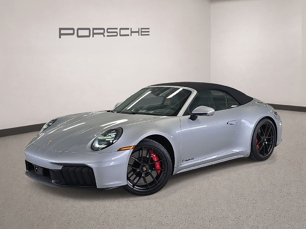 2025 Porsche 911 Carrera GTS