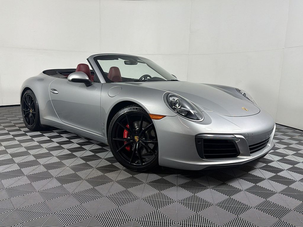 2019 Porsche 911 Carrera 4S