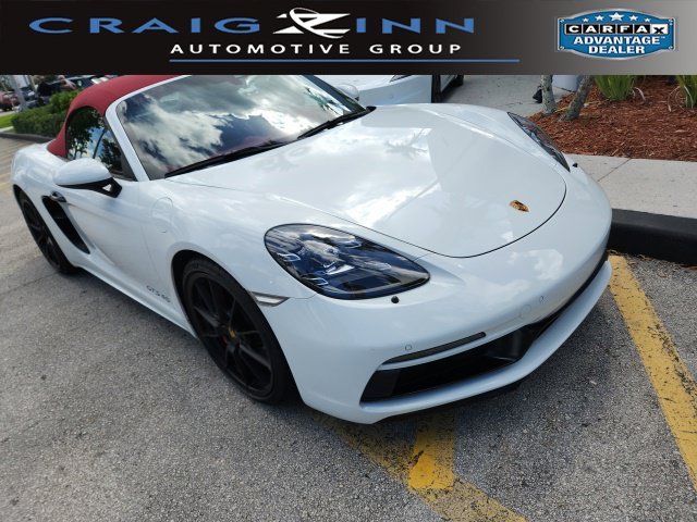 2022 Porsche 718 Boxster