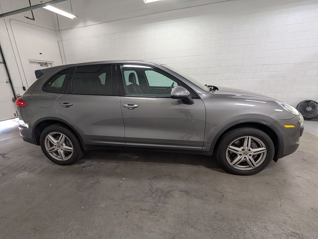 2016 Porsche Cayenne