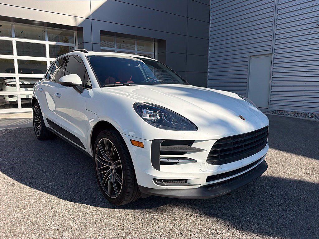 2020 Porsche Macan