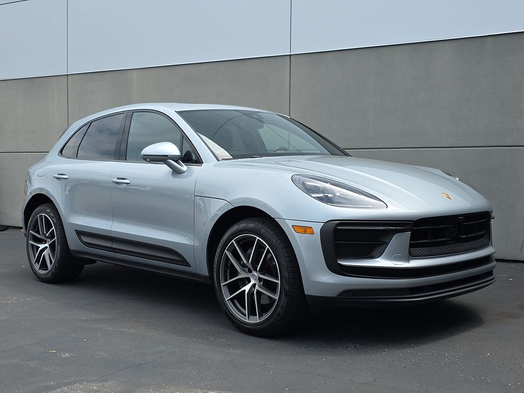 2023 Porsche Macan 4DR AWD