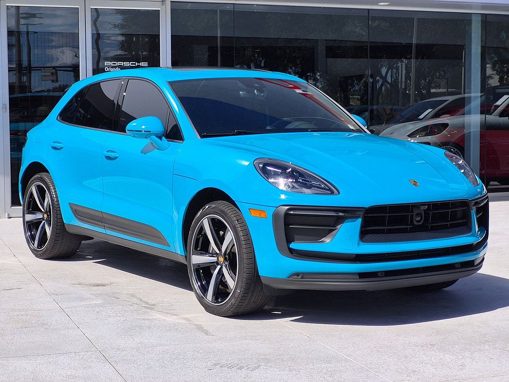 2023 Porsche Macan