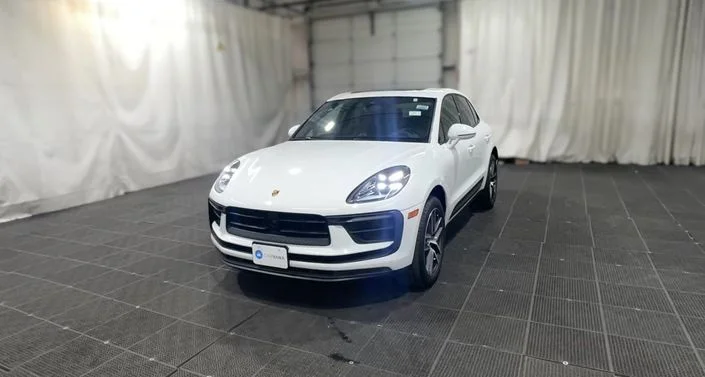 2024 Porsche Macan T