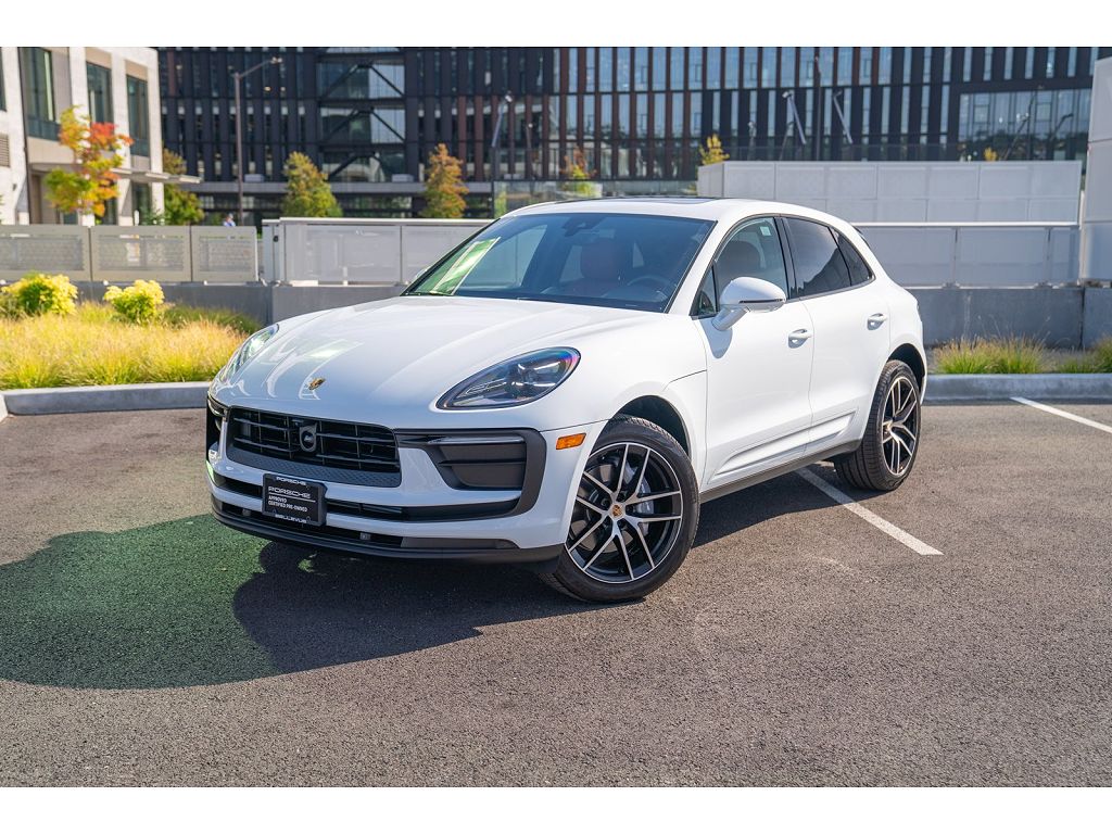 2026 Porsche Macan