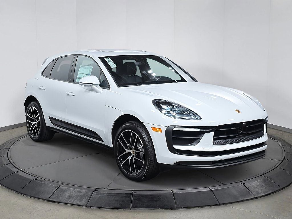2026 Porsche Macan