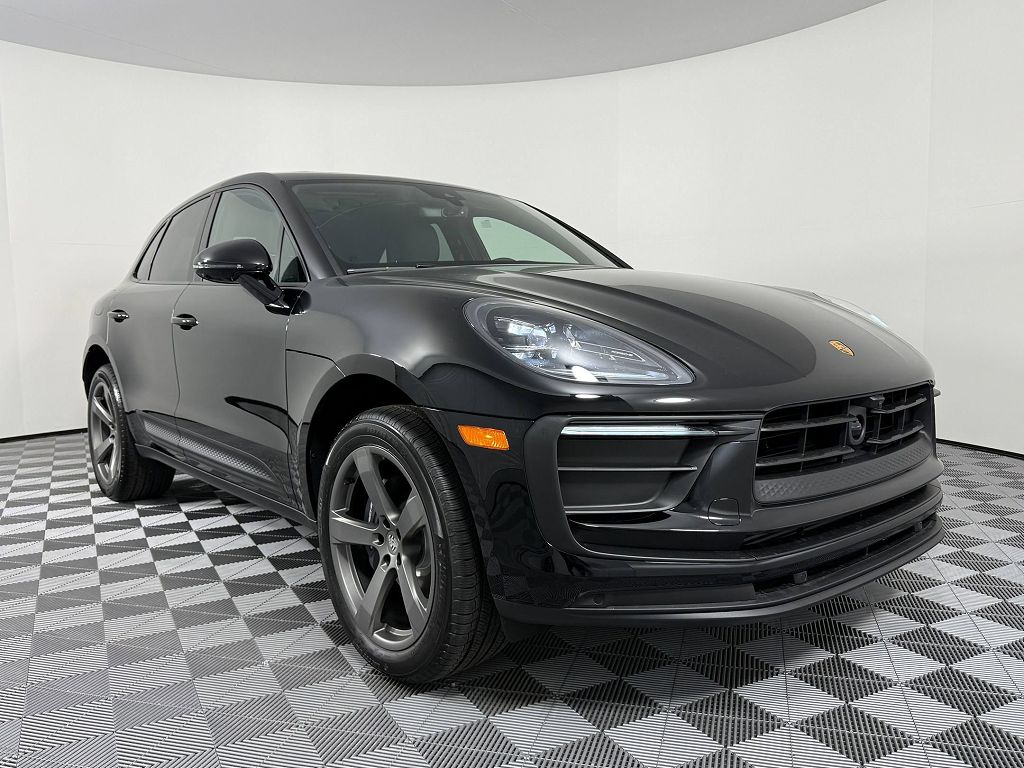 2026 Porsche Macan