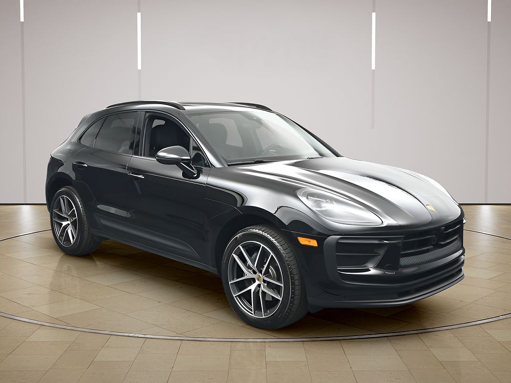 2026 Porsche Macan