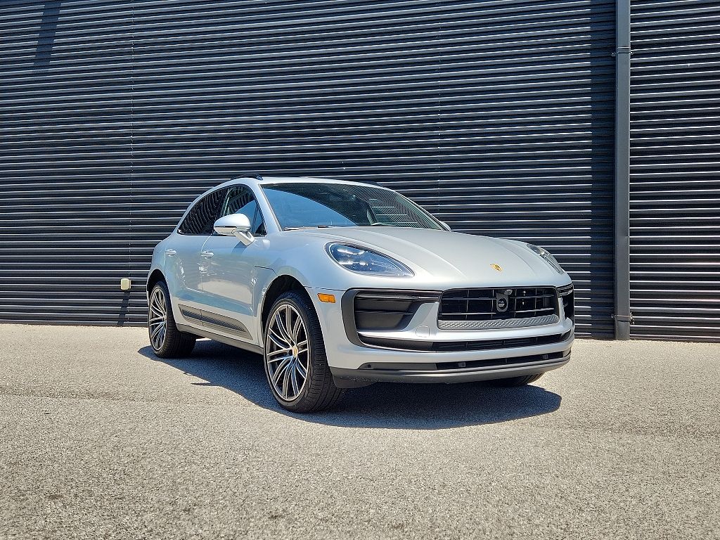 2026 Porsche Macan