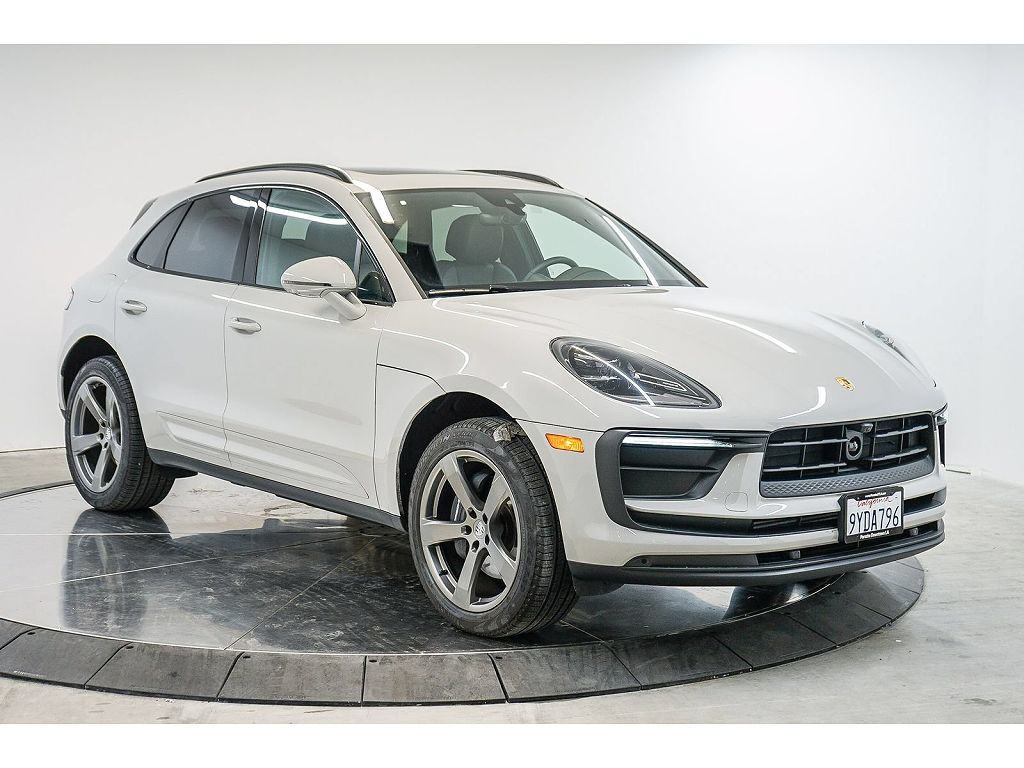 2026 Porsche Macan