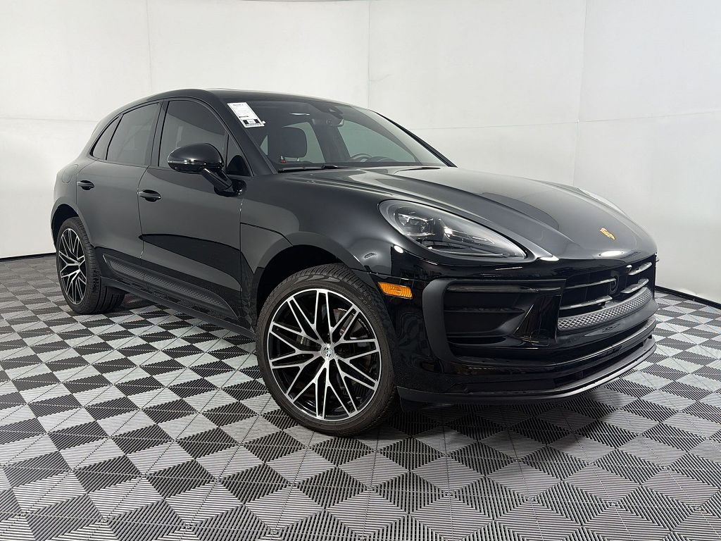 2026 Porsche Macan