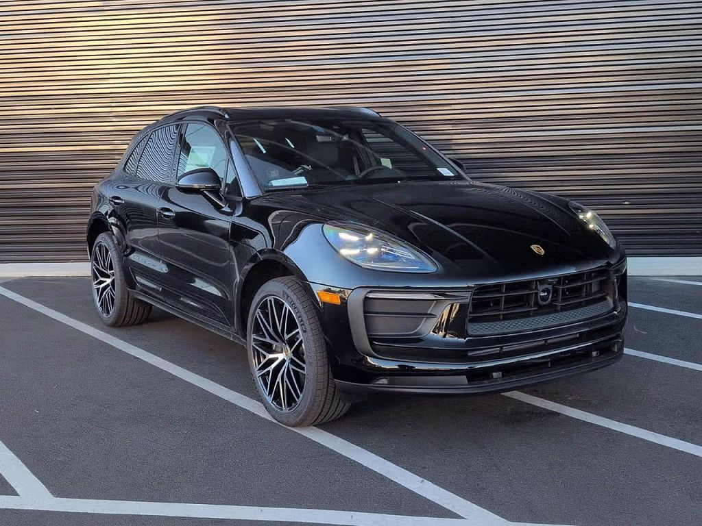 2026 Porsche Macan