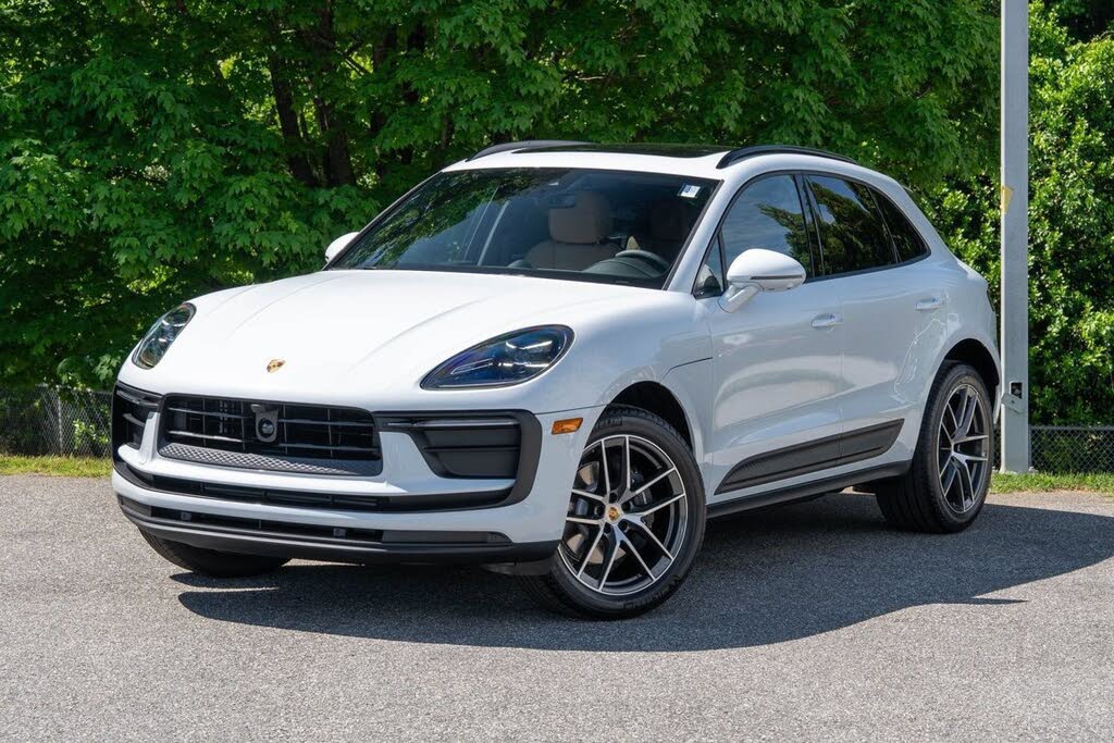2026 Porsche Macan T