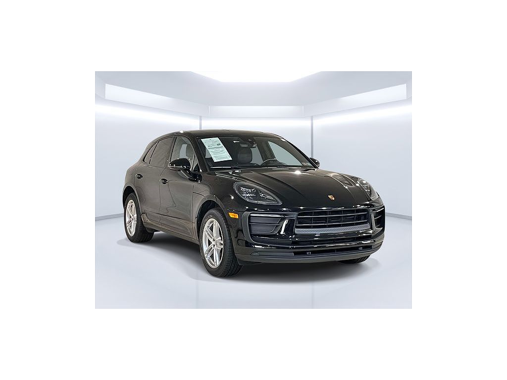 2022 Porsche Macan