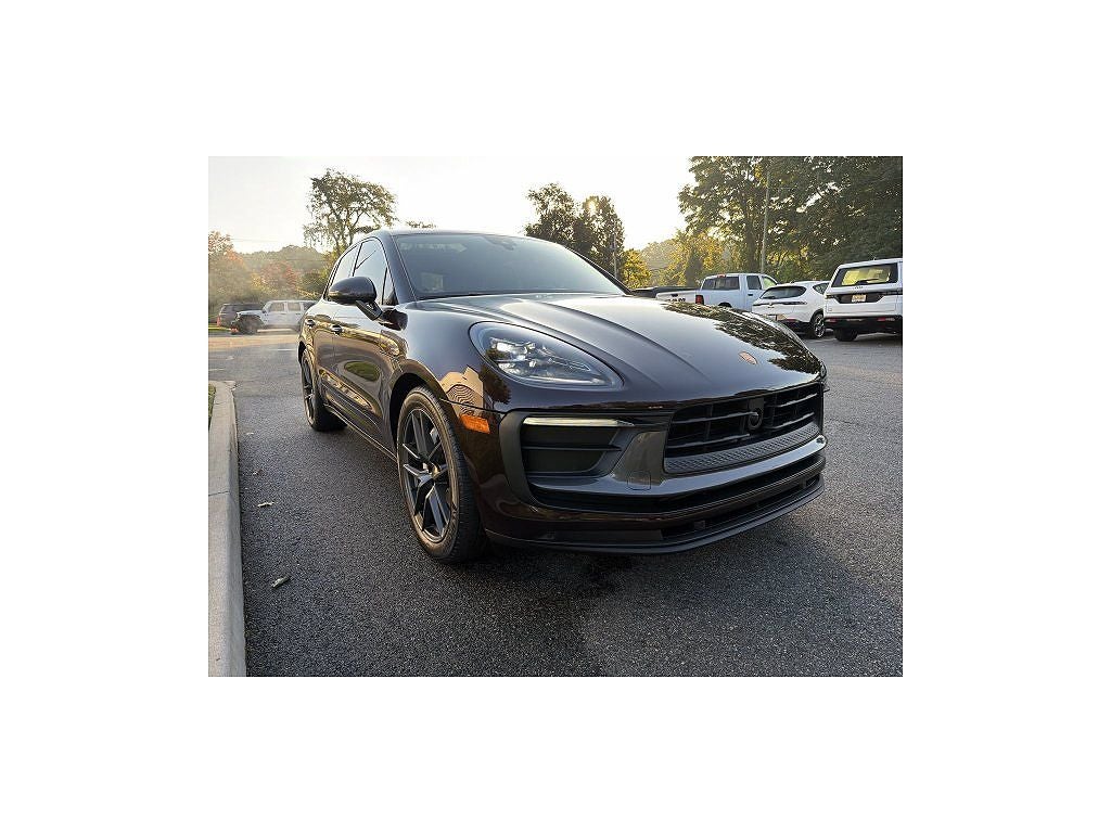 2023 Porsche Macan