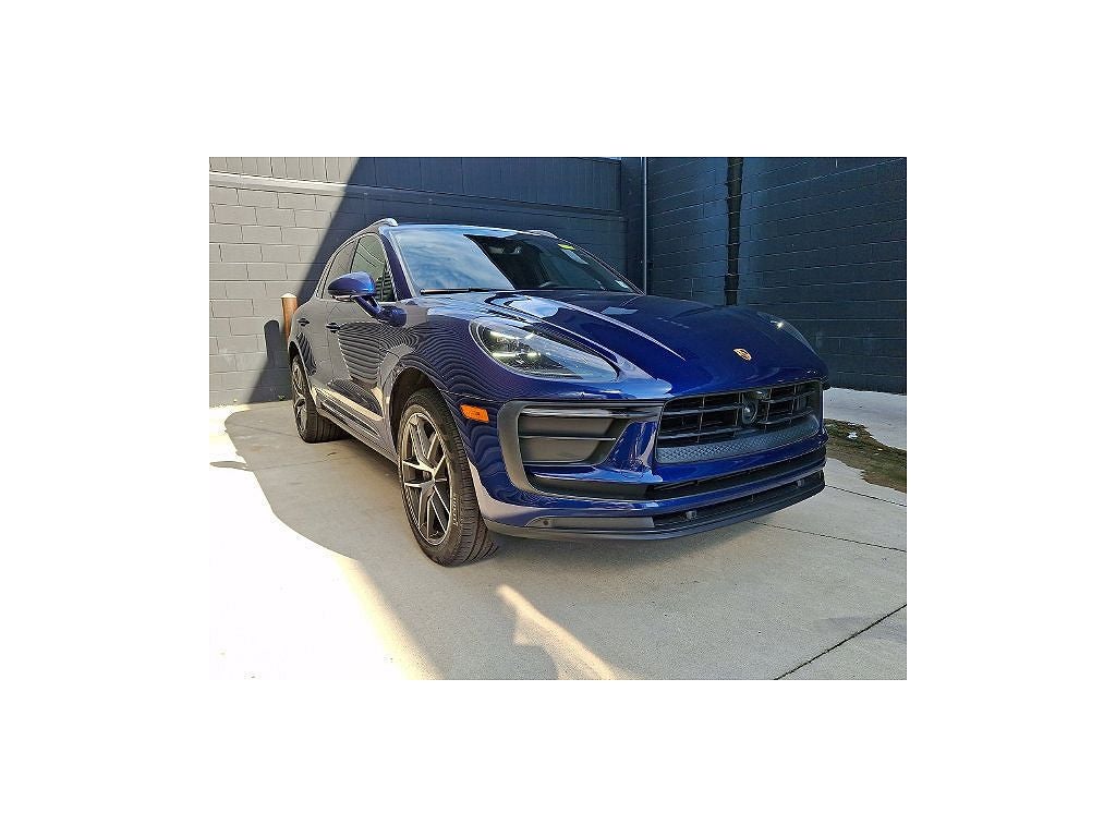 2023 Porsche Macan