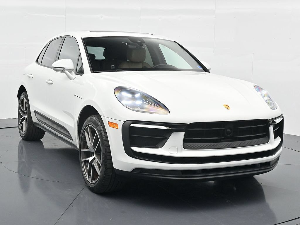 2023 Porsche Macan