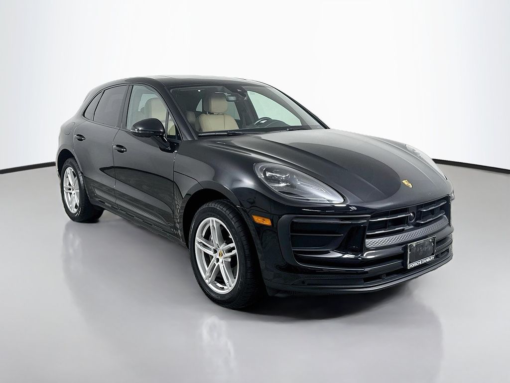 2023 Porsche Macan