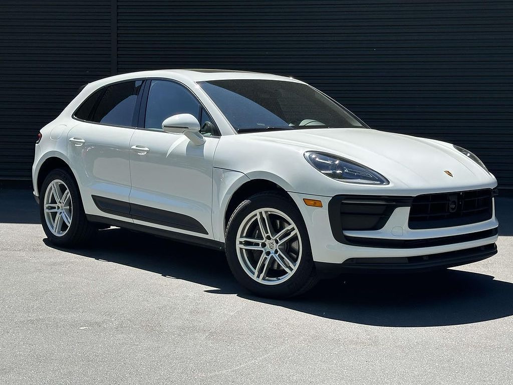2026 Porsche Macan