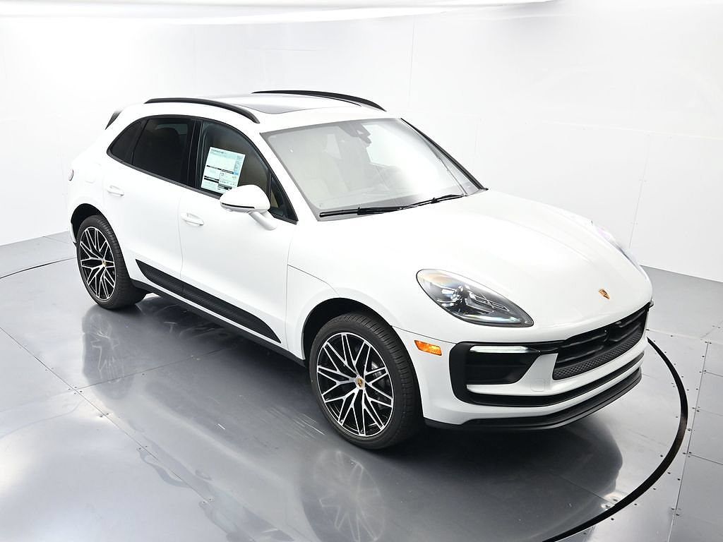 2026 Porsche Macan