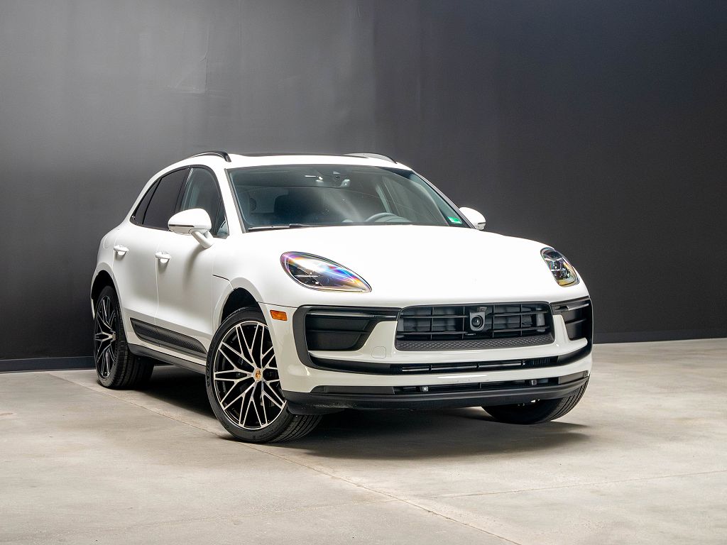 2026 Porsche Macan