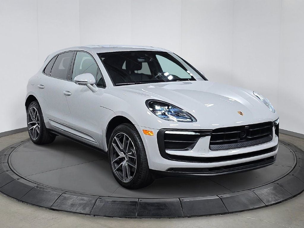 2026 Porsche Macan