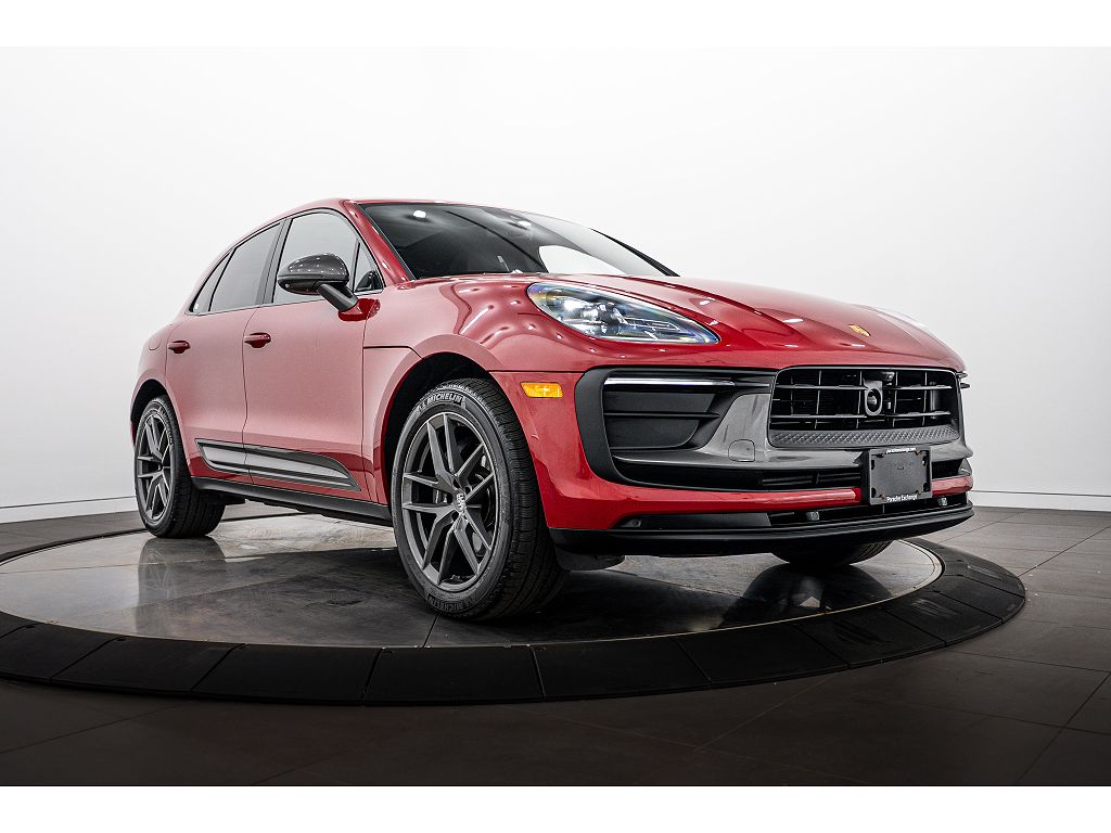 2026 Porsche Macan
