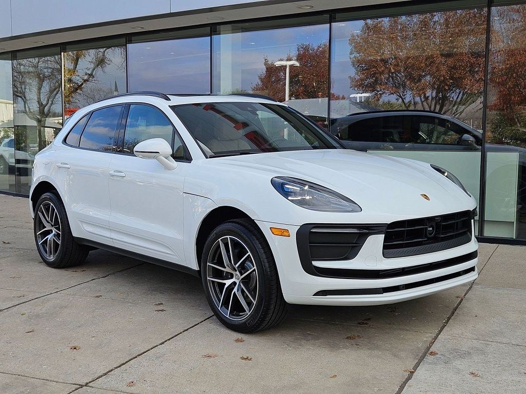 2026 Porsche Macan
