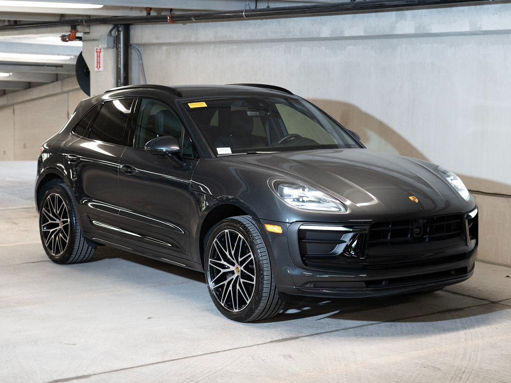 2026 Porsche Macan