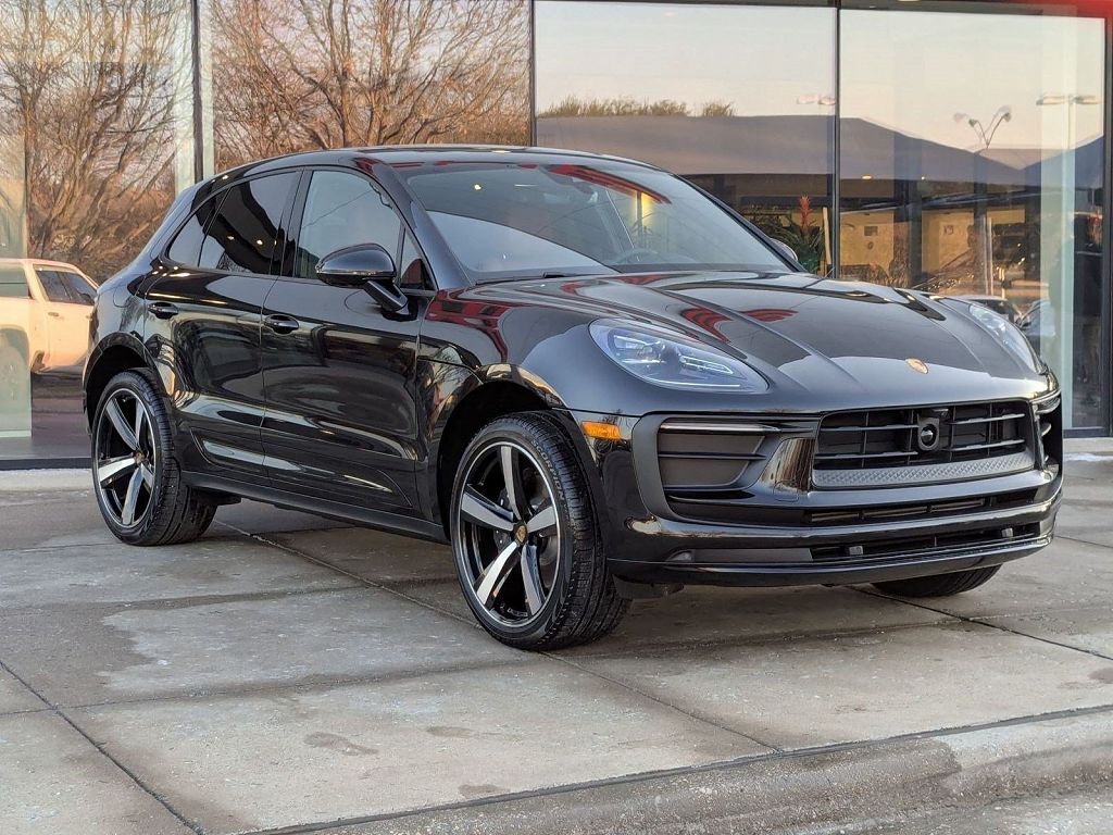 2026 Porsche Macan