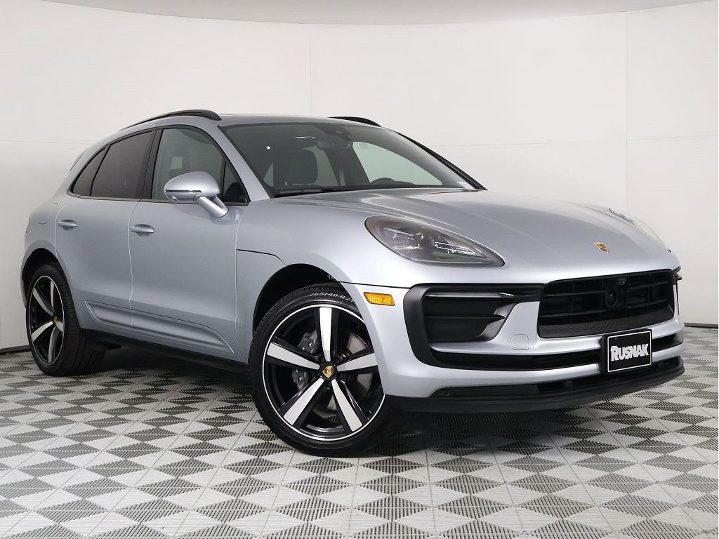 2026 Porsche Macan