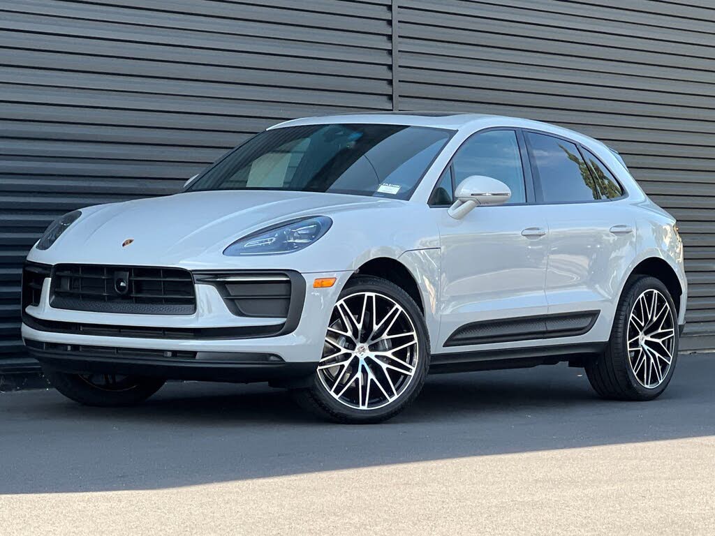 2026 Porsche Macan T