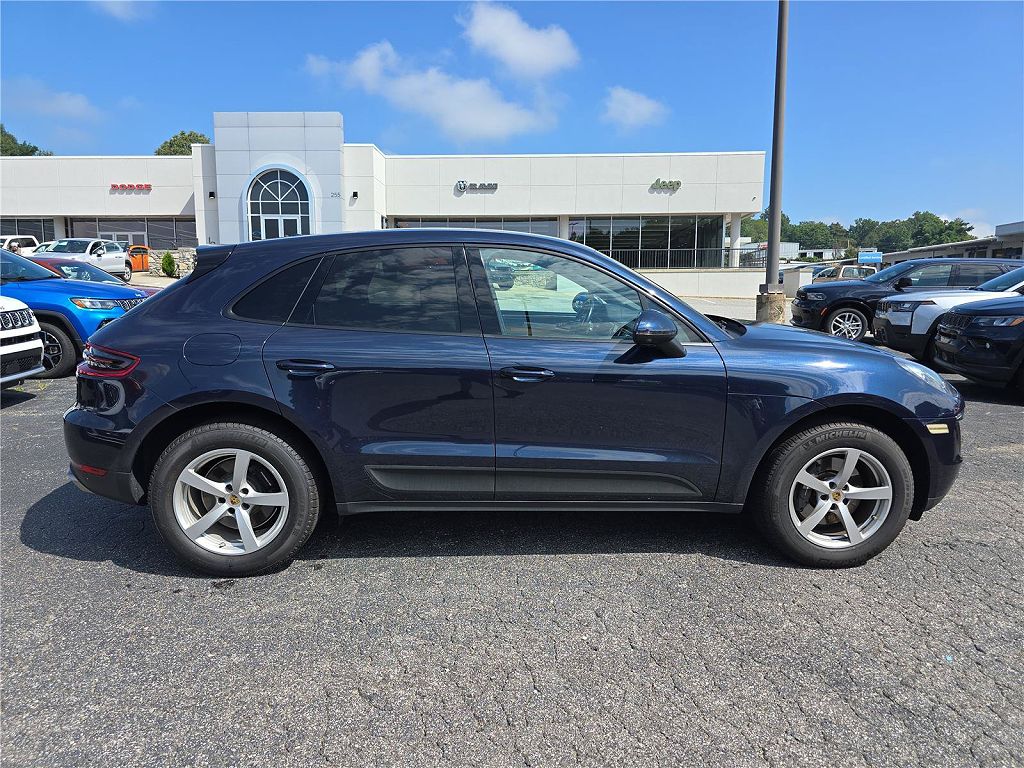 2018 Porsche Macan