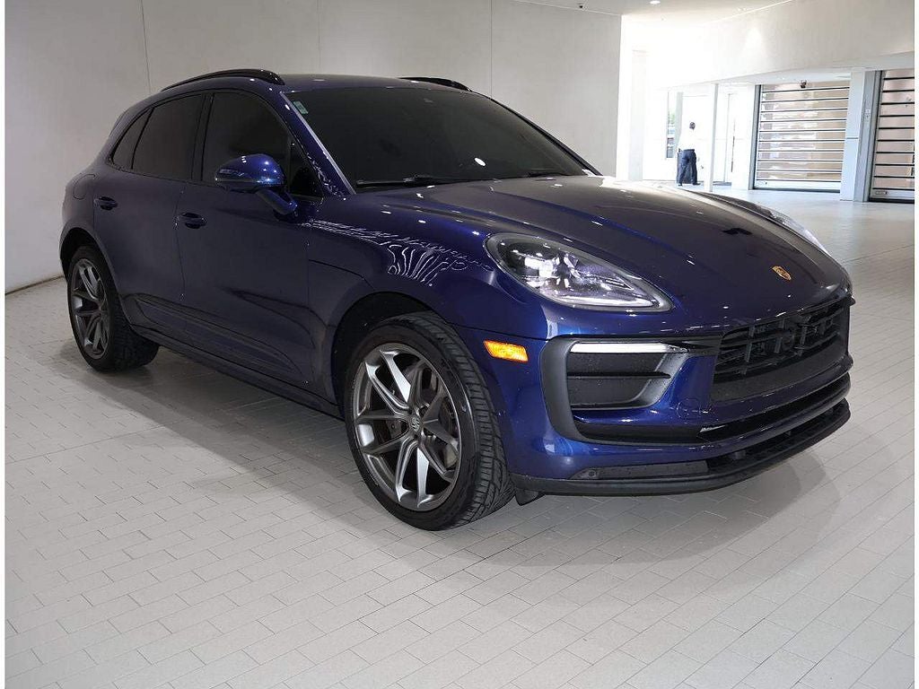 2022 Porsche Macan