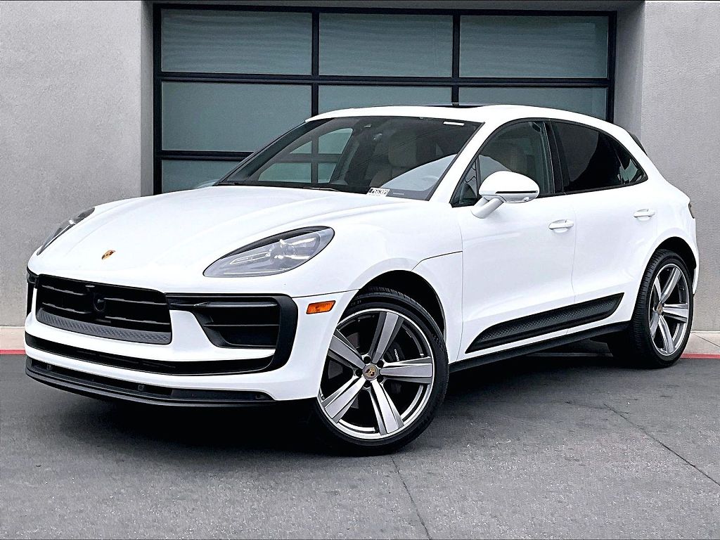 2023 Porsche Macan
