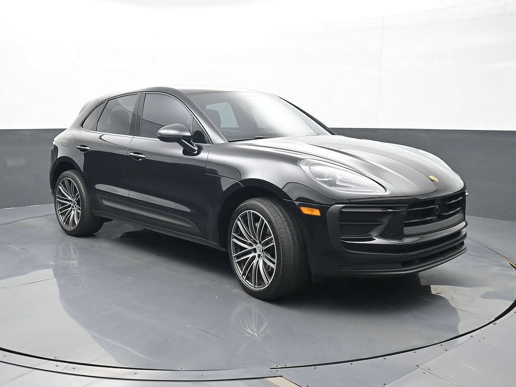 2023 Porsche Macan